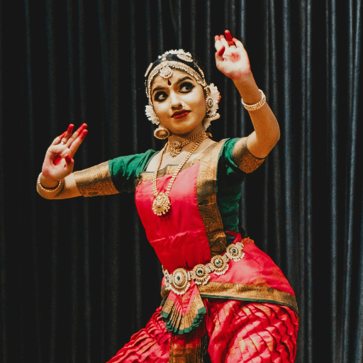 Bharathanatyam dancer in traditional costume